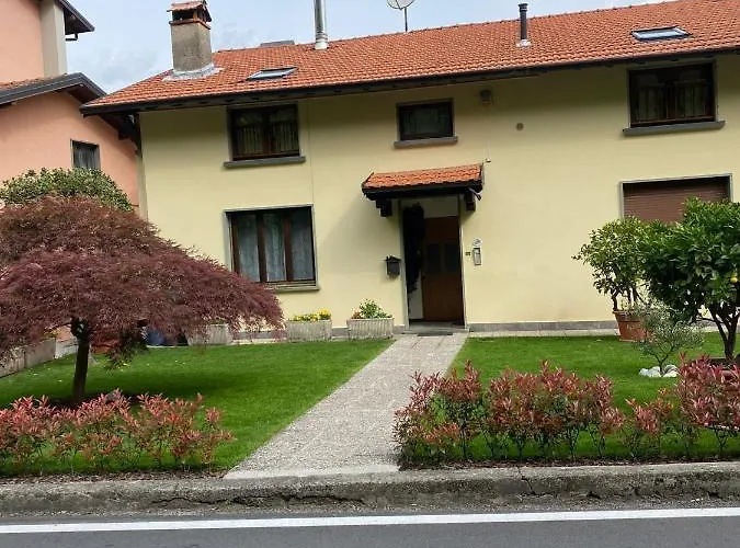 Gere House Apartament *