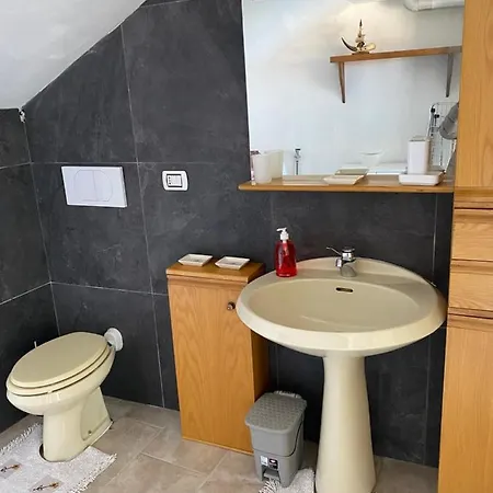 Gere House Apartmán *