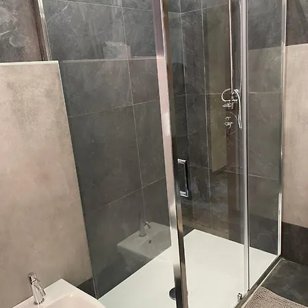 Apartament Gere House