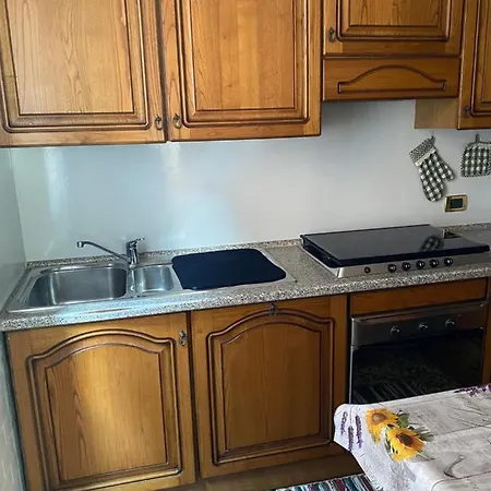 Gere House דירה *